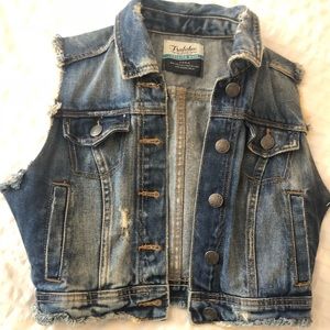 Cropped denim vest